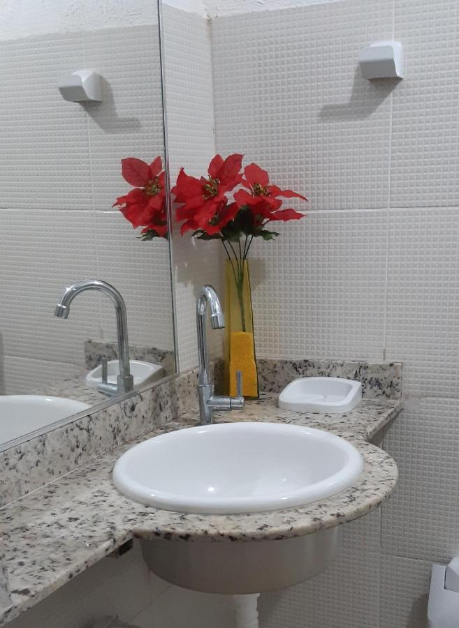 Quarto privativo casal Lauro de Freitas Esterno foto